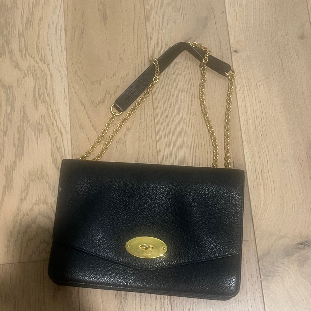 Mulberry Black Leather Shoulder Bag with Gold Chain